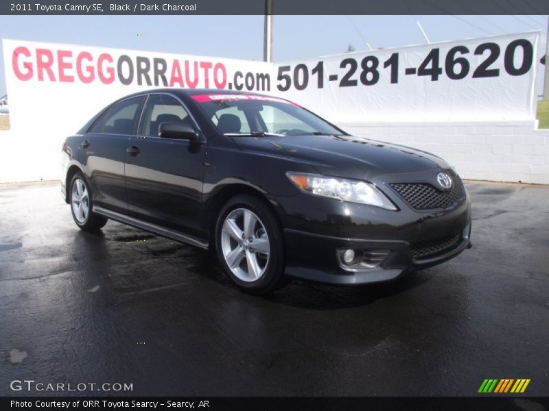 Black / Dark Charcoal 2011 Toyota Camry SE