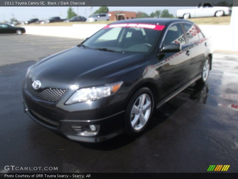 Black / Dark Charcoal 2011 Toyota Camry SE