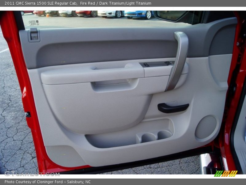 Door Panel of 2011 Sierra 1500 SLE Regular Cab