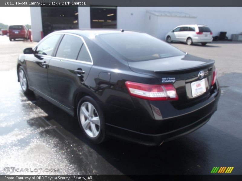 Black / Dark Charcoal 2011 Toyota Camry SE