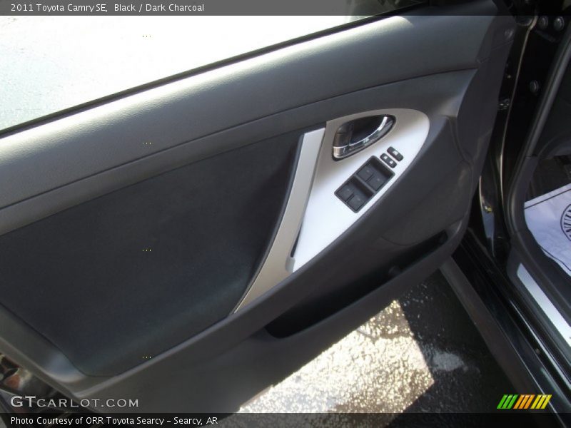 Black / Dark Charcoal 2011 Toyota Camry SE