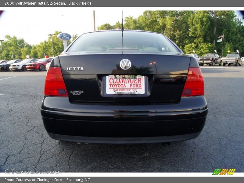 Black / Beige 2000 Volkswagen Jetta GLS Sedan