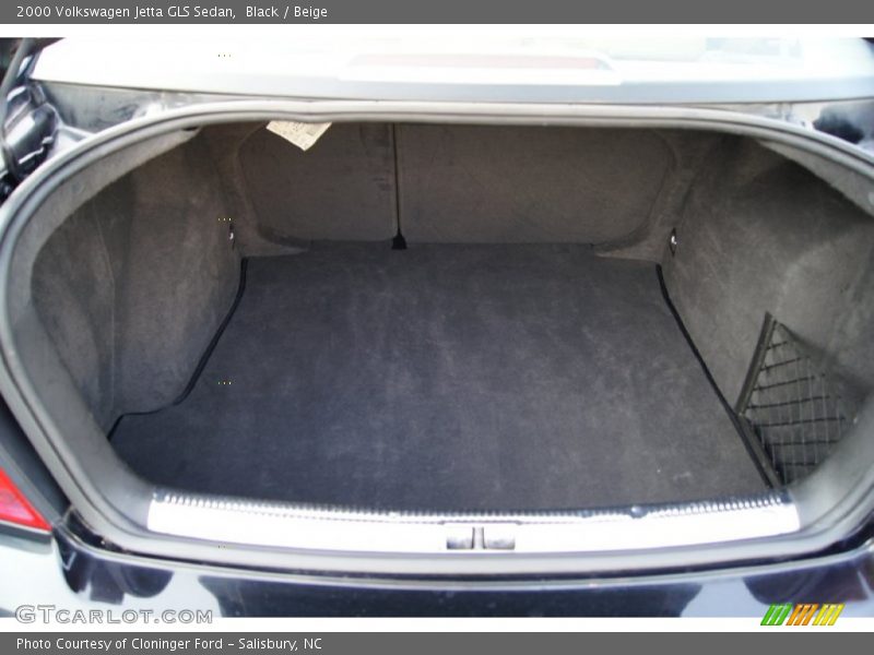 Black / Beige 2000 Volkswagen Jetta GLS Sedan