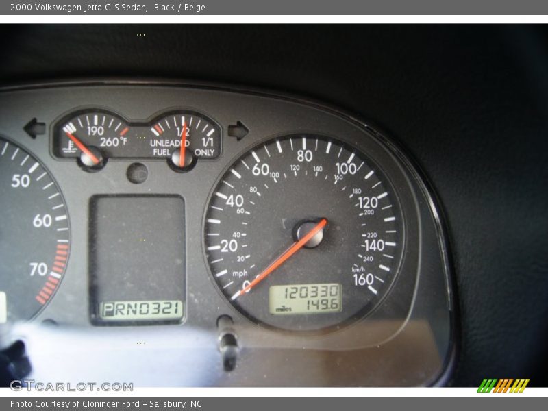 Black / Beige 2000 Volkswagen Jetta GLS Sedan