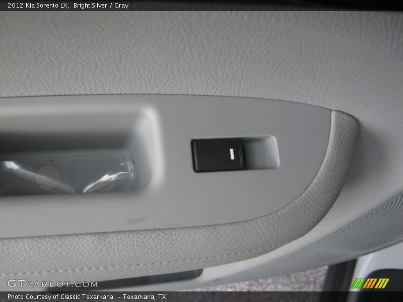 Bright Silver / Gray 2012 Kia Sorento LX