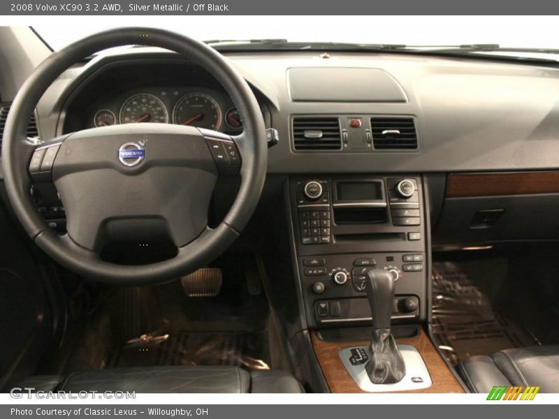 Silver Metallic / Off Black 2008 Volvo XC90 3.2 AWD