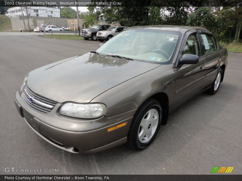 Medium Bronzemist Metallic / Gray 2001 Chevrolet Malibu Sedan