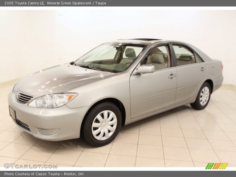 Mineral Green Opalescent / Taupe 2005 Toyota Camry LE