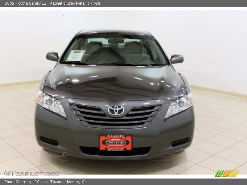 Magnetic Gray Metallic / Ash 2009 Toyota Camry LE