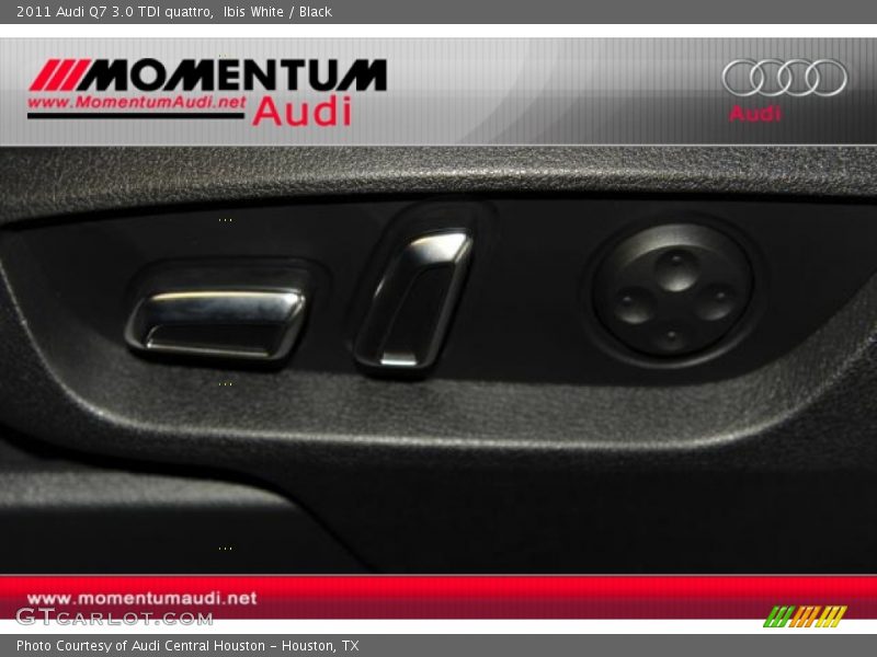 Ibis White / Black 2011 Audi Q7 3.0 TDI quattro