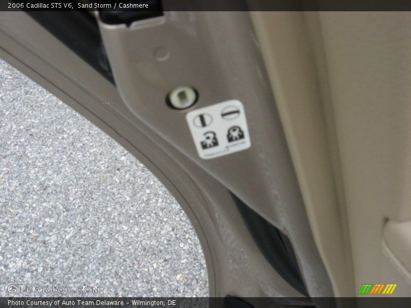Sand Storm / Cashmere 2006 Cadillac STS V6