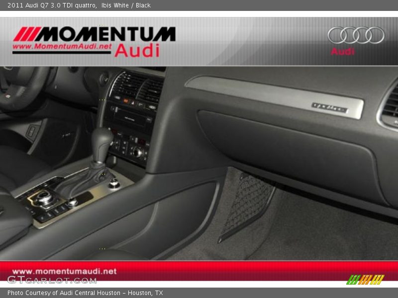 Ibis White / Black 2011 Audi Q7 3.0 TDI quattro