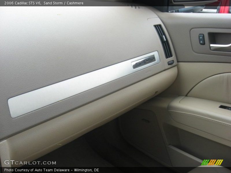 Sand Storm / Cashmere 2006 Cadillac STS V6