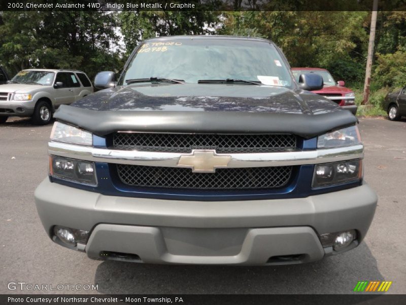 Indigo Blue Metallic / Graphite 2002 Chevrolet Avalanche 4WD