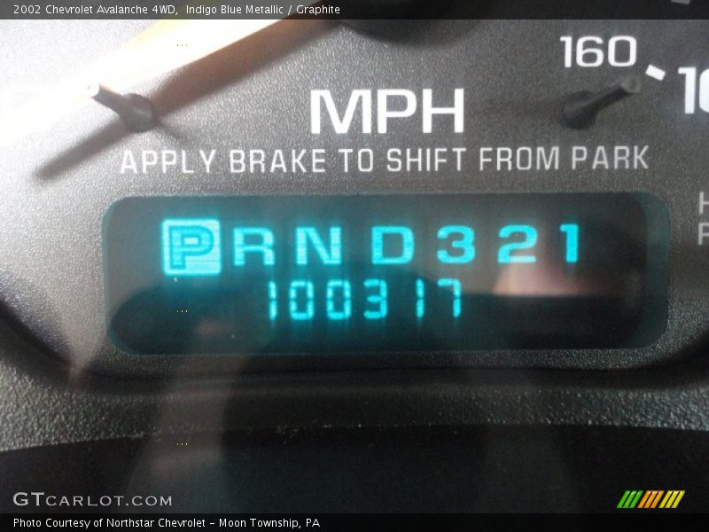 Indigo Blue Metallic / Graphite 2002 Chevrolet Avalanche 4WD