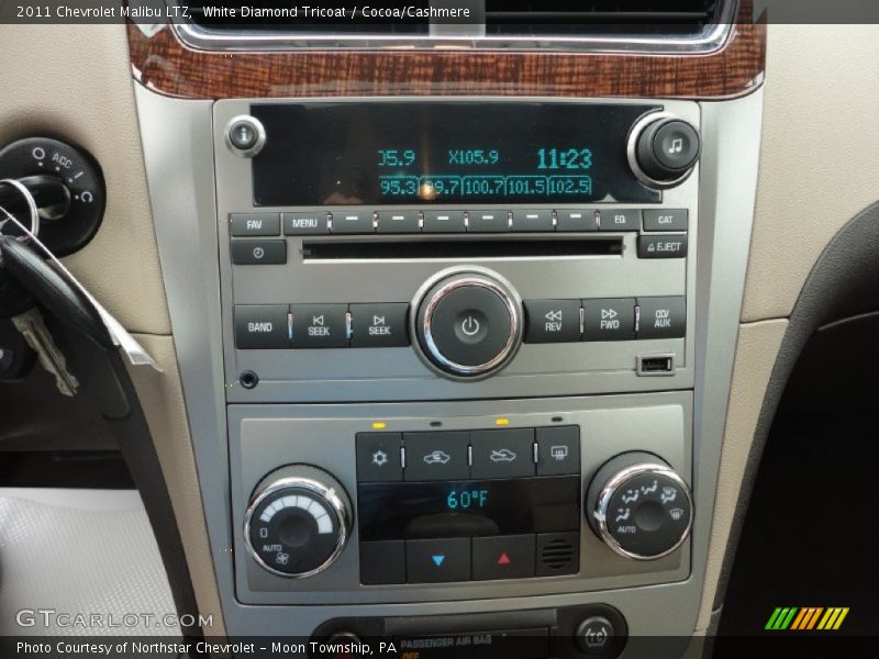 White Diamond Tricoat / Cocoa/Cashmere 2011 Chevrolet Malibu LTZ