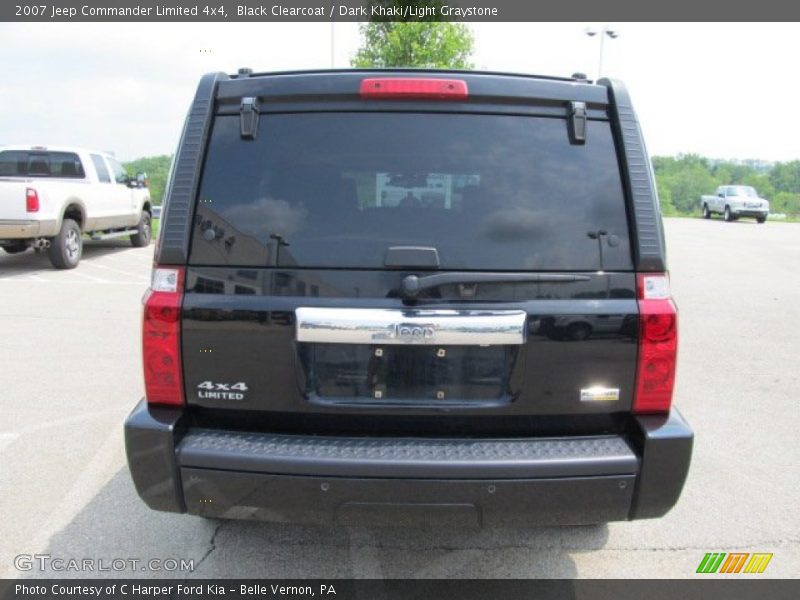 Black Clearcoat / Dark Khaki/Light Graystone 2007 Jeep Commander Limited 4x4