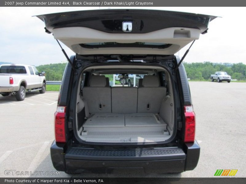 Black Clearcoat / Dark Khaki/Light Graystone 2007 Jeep Commander Limited 4x4