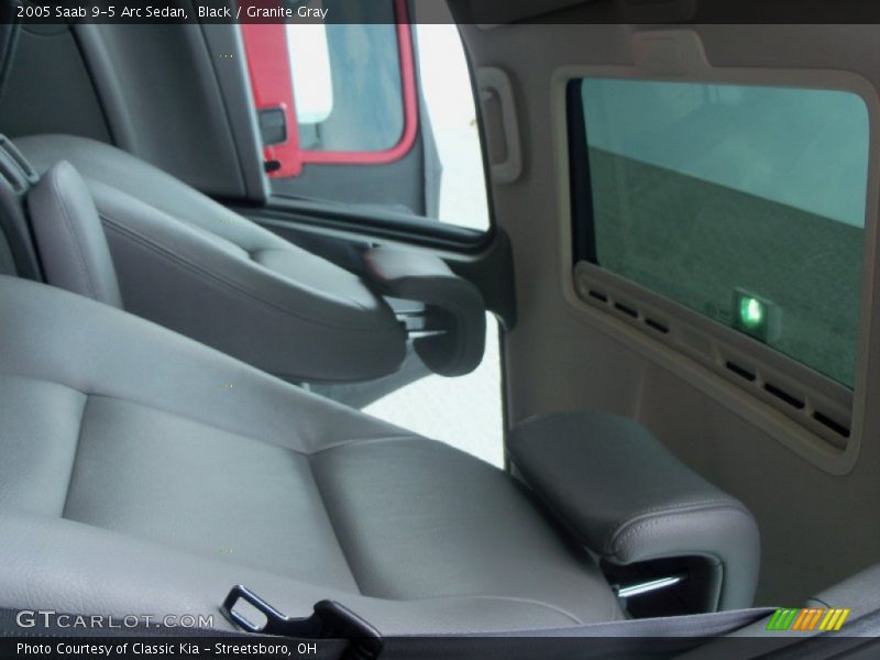 Black / Granite Gray 2005 Saab 9-5 Arc Sedan