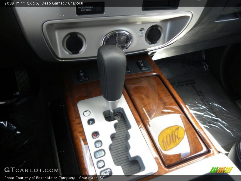 Deep Garnet / Charcoal 2009 Infiniti QX 56
