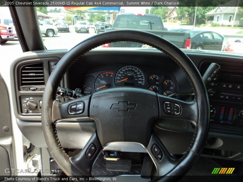 Summit White / Dark Charcoal 2005 Chevrolet Silverado 2500HD LS Regular Cab 4x4 Commercial