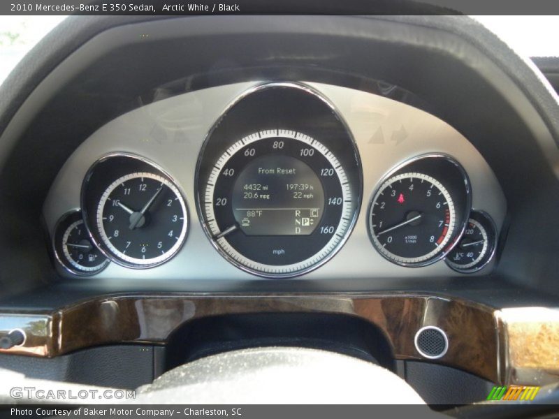 Arctic White / Black 2010 Mercedes-Benz E 350 Sedan