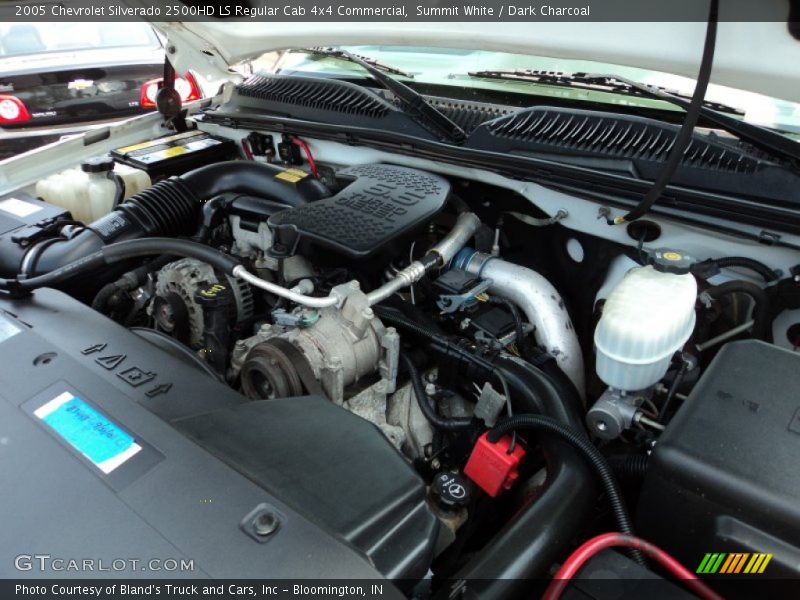 Summit White / Dark Charcoal 2005 Chevrolet Silverado 2500HD LS Regular Cab 4x4 Commercial