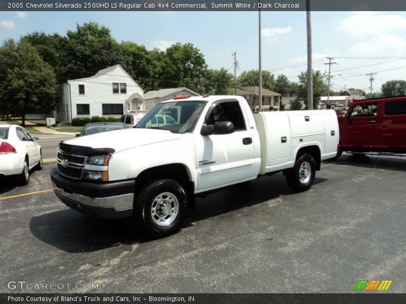 Summit White / Dark Charcoal 2005 Chevrolet Silverado 2500HD LS Regular Cab 4x4 Commercial