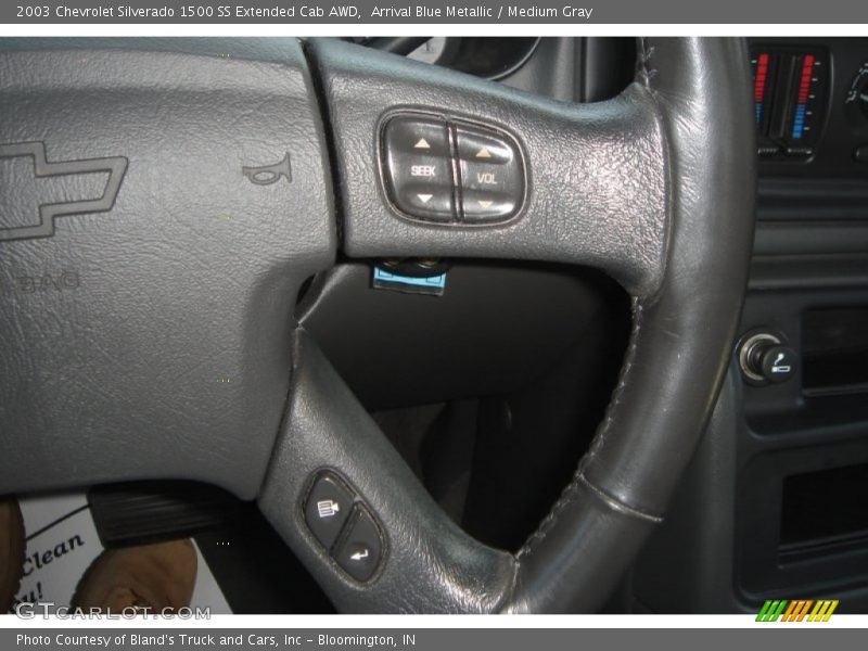 Controls of 2003 Silverado 1500 SS Extended Cab AWD