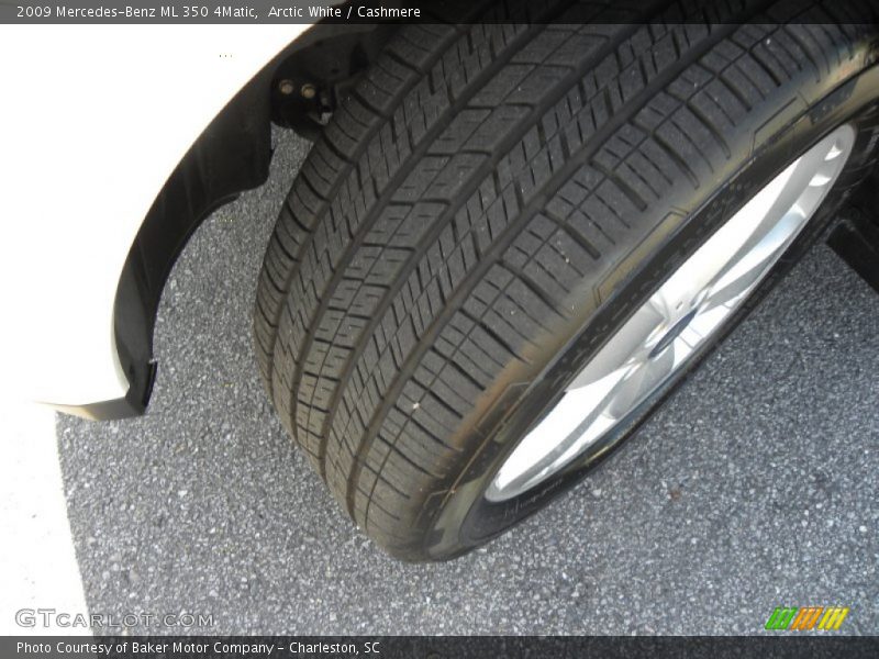 Arctic White / Cashmere 2009 Mercedes-Benz ML 350 4Matic