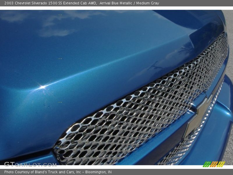 Arrival Blue Metallic / Medium Gray 2003 Chevrolet Silverado 1500 SS Extended Cab AWD