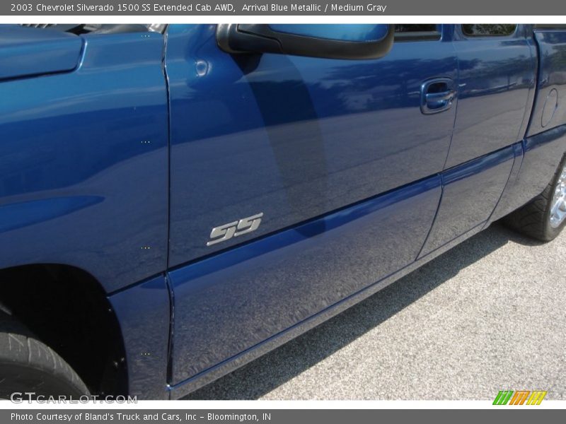 Arrival Blue Metallic / Medium Gray 2003 Chevrolet Silverado 1500 SS Extended Cab AWD