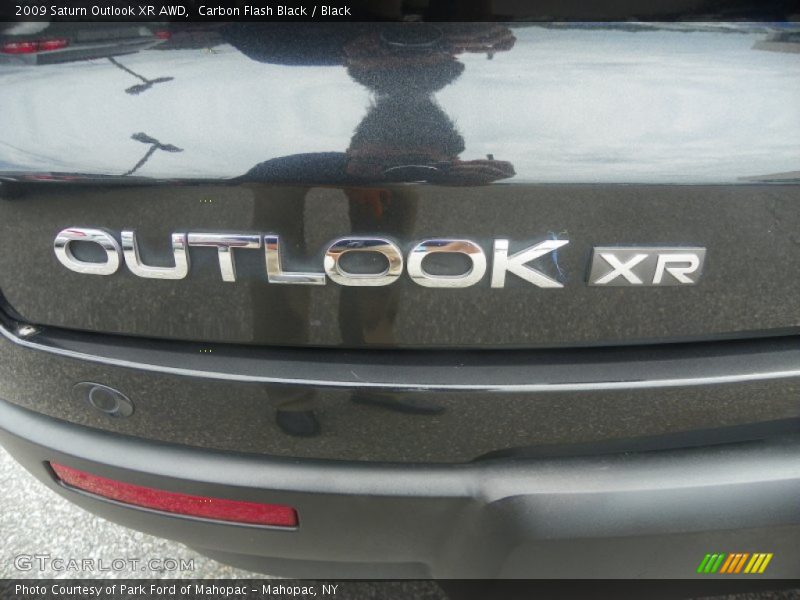 Carbon Flash Black / Black 2009 Saturn Outlook XR AWD
