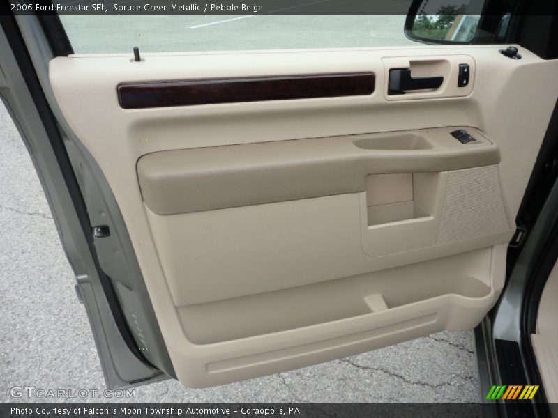Door Panel of 2006 Freestar SEL