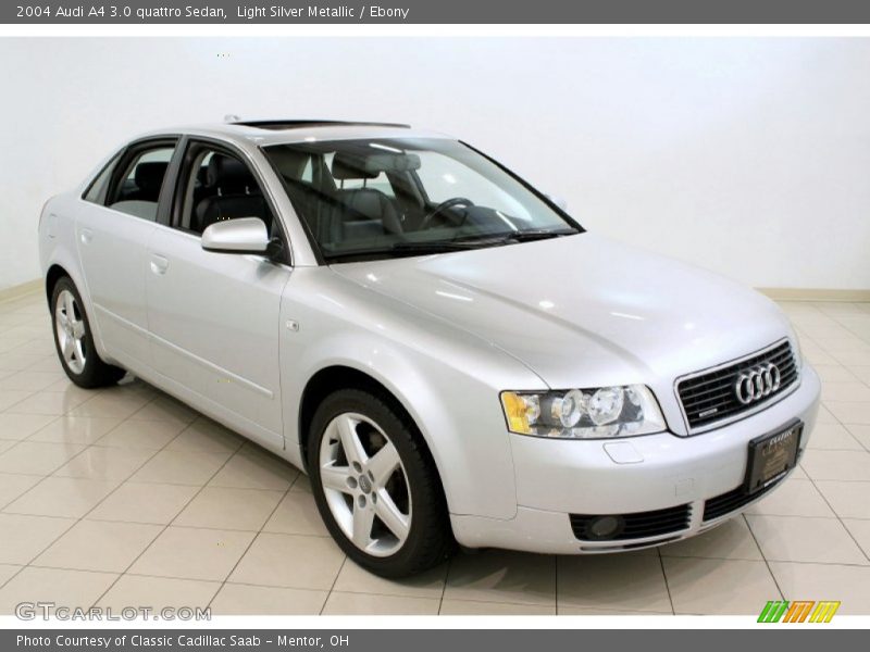 Front 3/4 View of 2004 A4 3.0 quattro Sedan