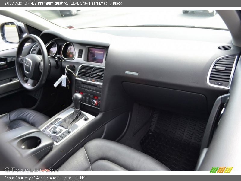 Lava Gray Pearl Effect / Black 2007 Audi Q7 4.2 Premium quattro