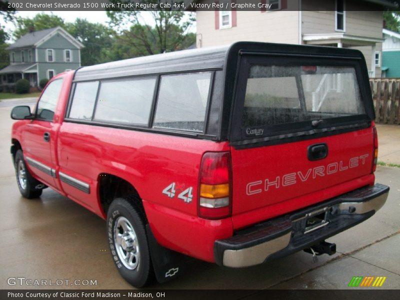 Victory Red / Graphite Gray 2002 Chevrolet Silverado 1500 Work Truck Regular Cab 4x4