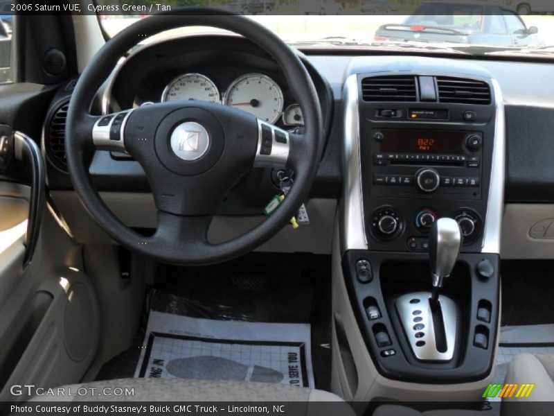 Cypress Green / Tan 2006 Saturn VUE
