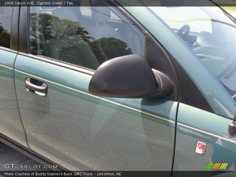 Cypress Green / Tan 2006 Saturn VUE