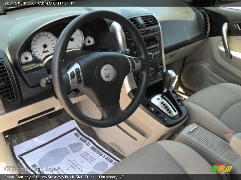 Cypress Green / Tan 2006 Saturn VUE