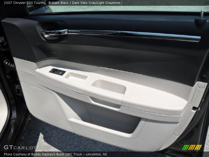 Brilliant Black / Dark Slate Gray/Light Graystone 2007 Chrysler 300 Touring