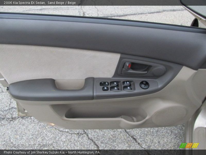 Sand Beige / Beige 2006 Kia Spectra EX Sedan