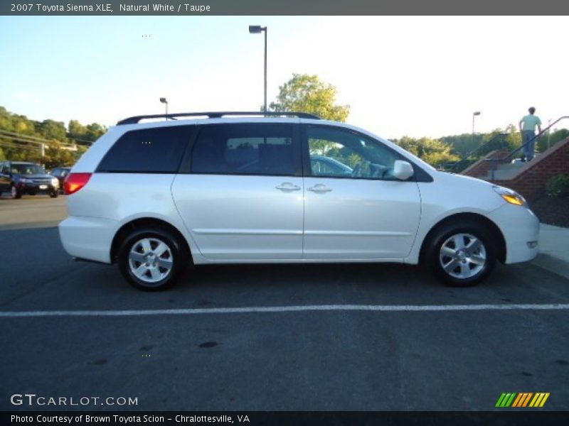 Natural White / Taupe 2007 Toyota Sienna XLE