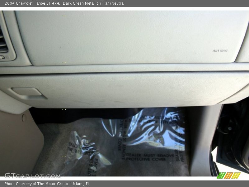 Dark Green Metallic / Tan/Neutral 2004 Chevrolet Tahoe LT 4x4