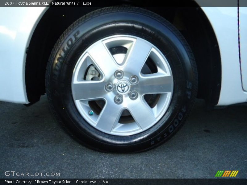 Natural White / Taupe 2007 Toyota Sienna XLE