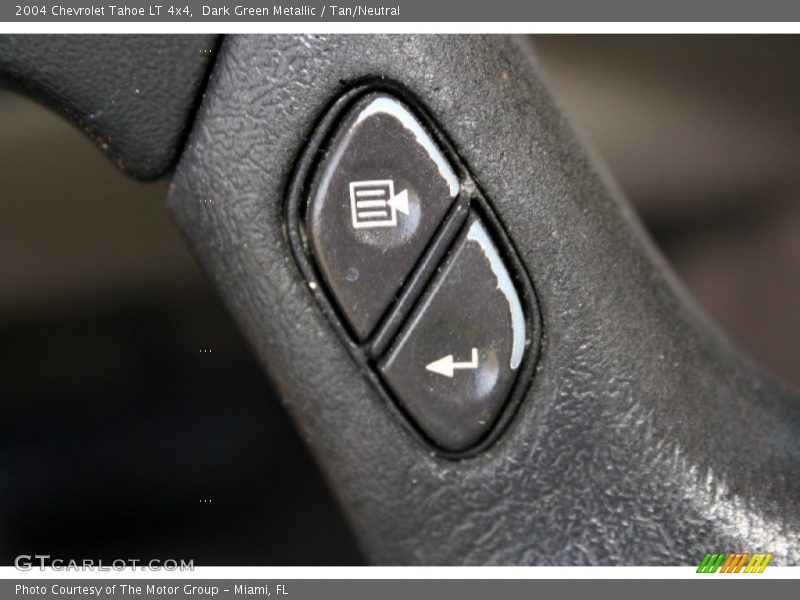 Dark Green Metallic / Tan/Neutral 2004 Chevrolet Tahoe LT 4x4