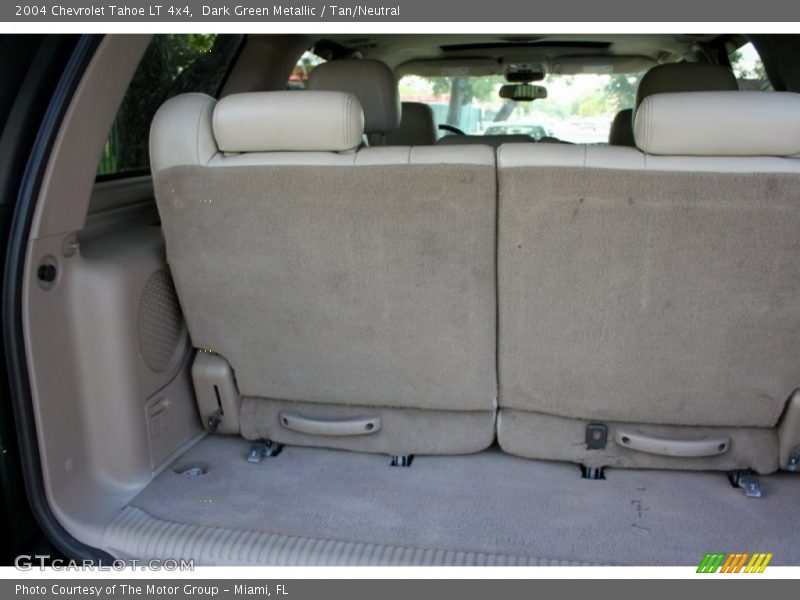 Dark Green Metallic / Tan/Neutral 2004 Chevrolet Tahoe LT 4x4