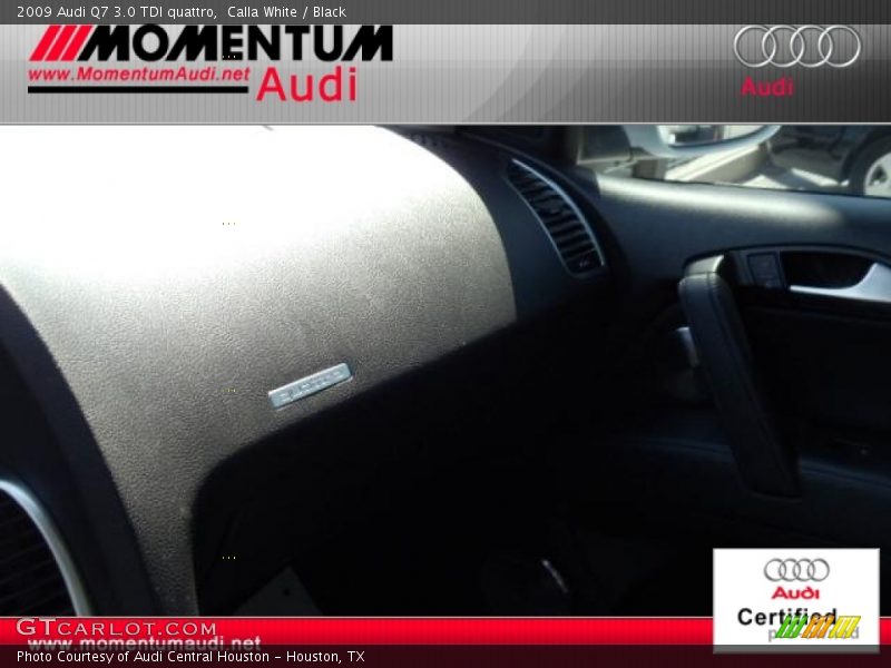 Calla White / Black 2009 Audi Q7 3.0 TDI quattro