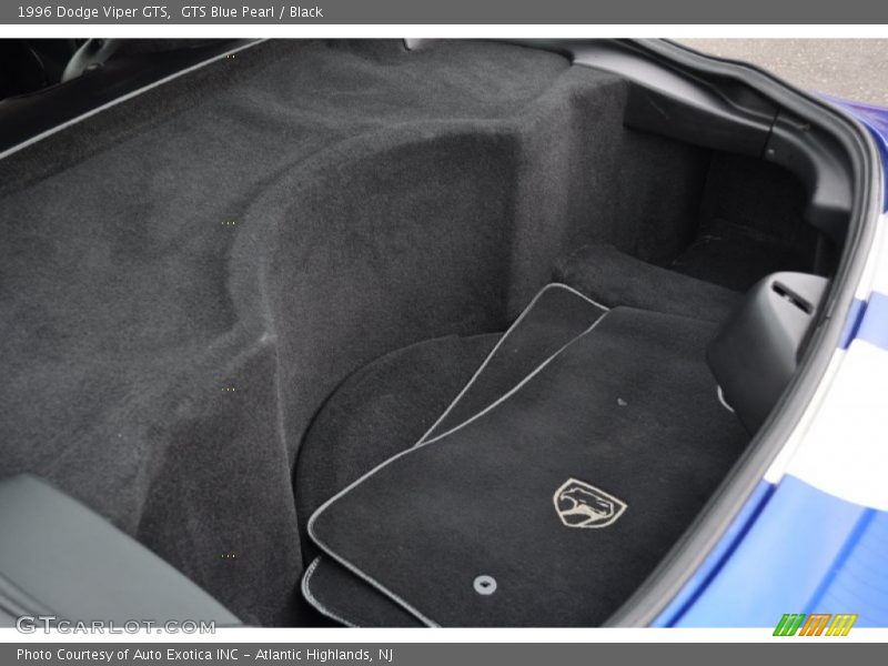  1996 Viper GTS Trunk