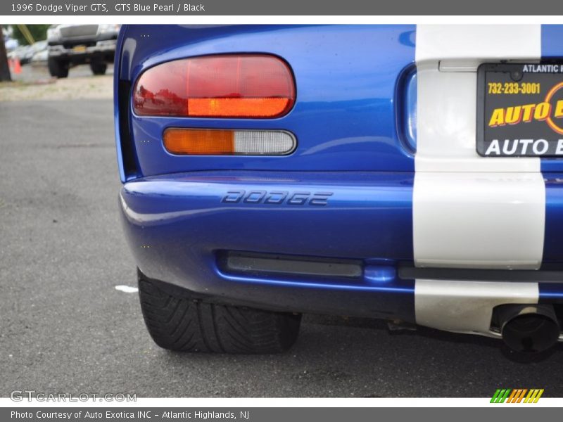GTS Blue Pearl / Black 1996 Dodge Viper GTS
